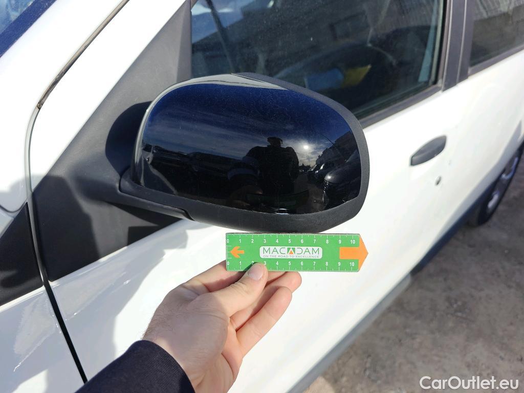  Dacia  Lodgy DACIA  / 2012 / 5P / monovolumen compacto Comfort Blue dCi 70kW (95CV) 7Pl - 18 #48