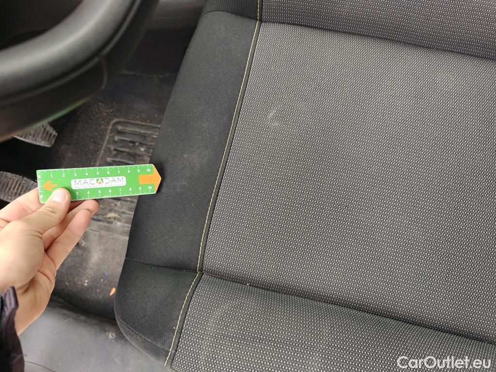  Citroen  C3 CITROEN  / 2020 / 5P / berlina con portón PureTech 60KW (83CV) FEEL #19