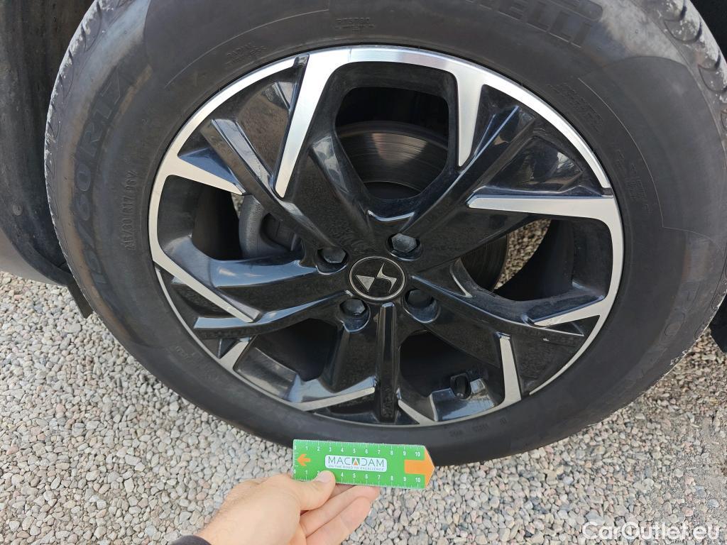  Citroen  DS3 DS DS 3 Crossback / 2018 / 5P / todoterreno PureTech 73 kW Manual SO CHIC #22