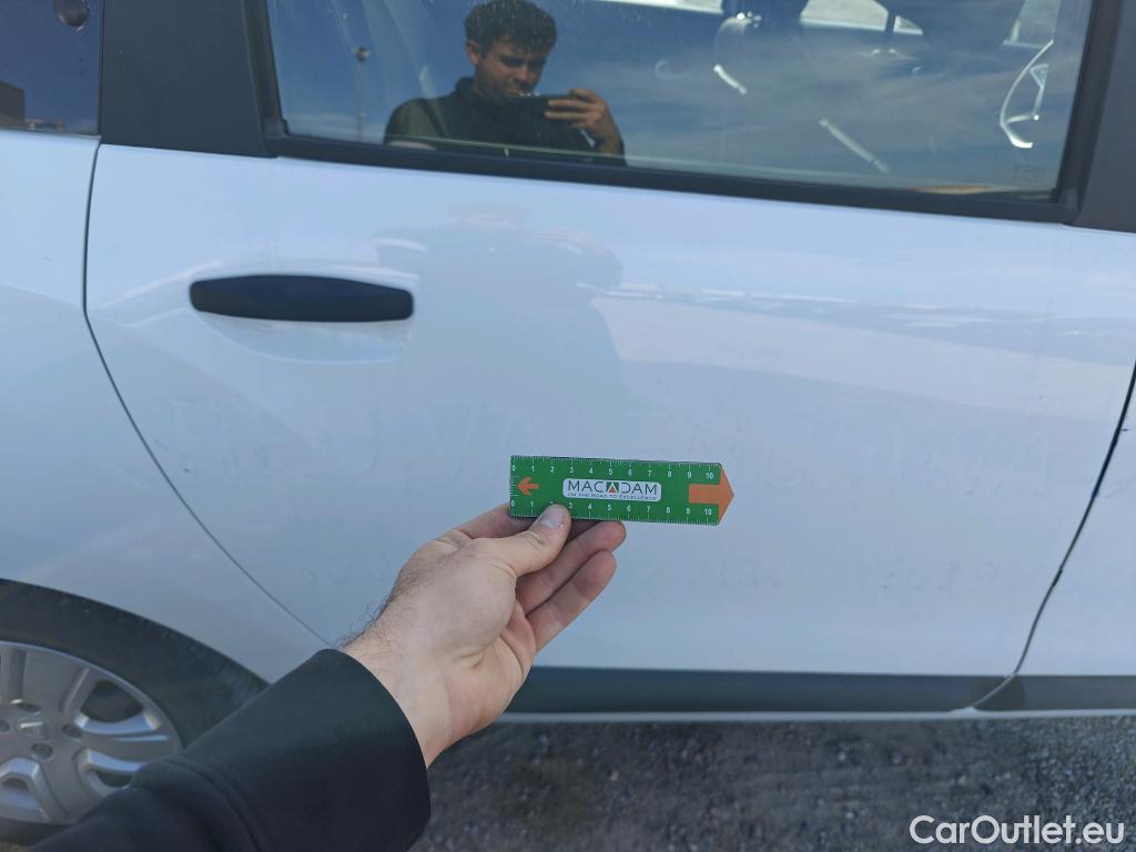  Dacia  Lodgy DACIA  / 2012 / 5P / monovolumen compacto Comfort Blue dCi 70kW (95CV) 7Pl - 18 #30