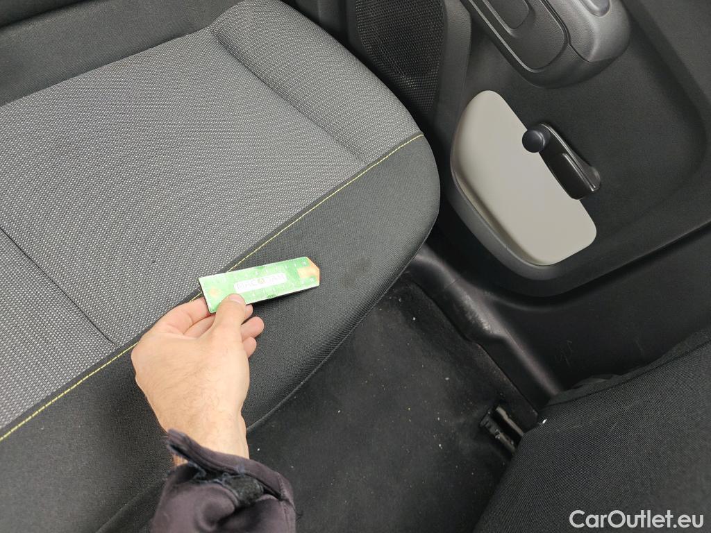  Citroen  C3 CITROEN  / 2020 / 5P / berlina con portón PureTech 60KW (83CV) FEEL #22