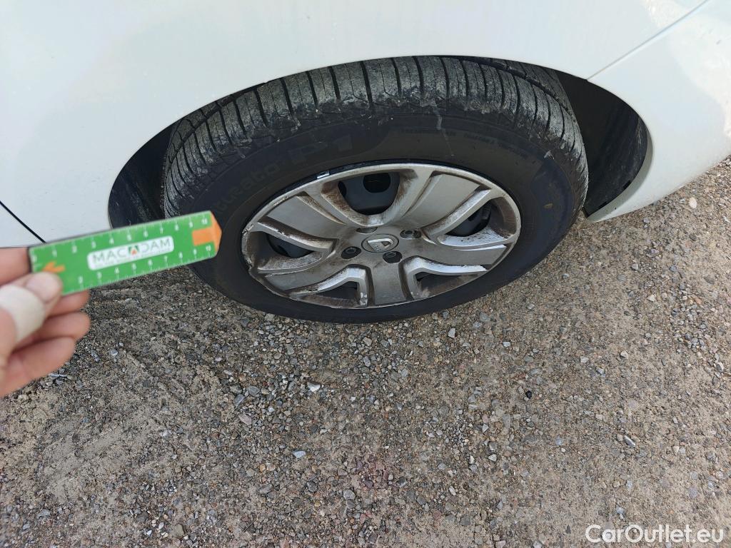  Dacia  Lodgy DACIA  / 2012 / 5P / monovolumen compacto Comfort Blue dCi 70kW (95CV) 7Pl - 18 #32