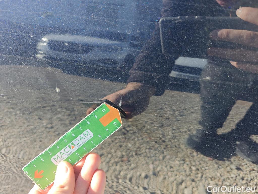  Bmw  Serie 3 BMW  / 2018 / 4P / sedán 320e #50