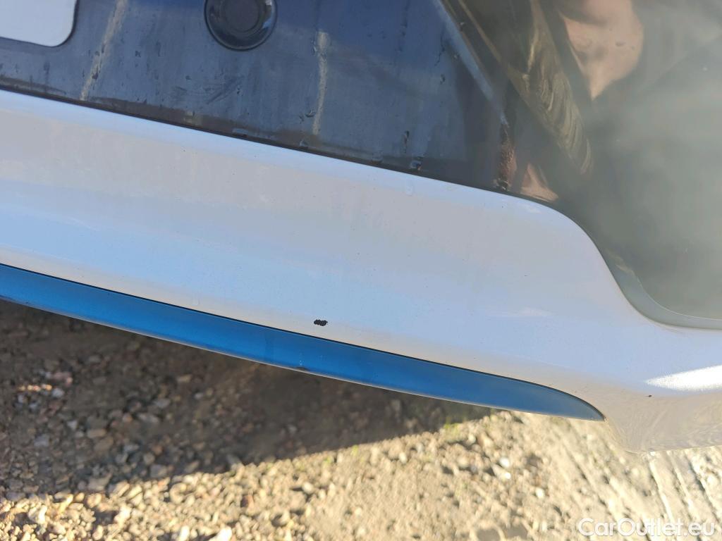  Hyundai   Ioniq HYUNDAI / 2016 / 5P / berlina con portón 1.6 GDI HEV Tecno DCT (AC) #29