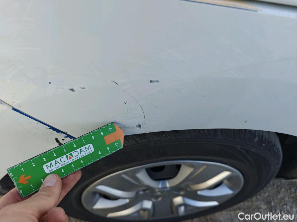  Dacia  Lodgy DACIA  / 2012 / 5P / monovolumen compacto Comfort Blue dCi 70kW (95CV) 7Pl - 18 #29