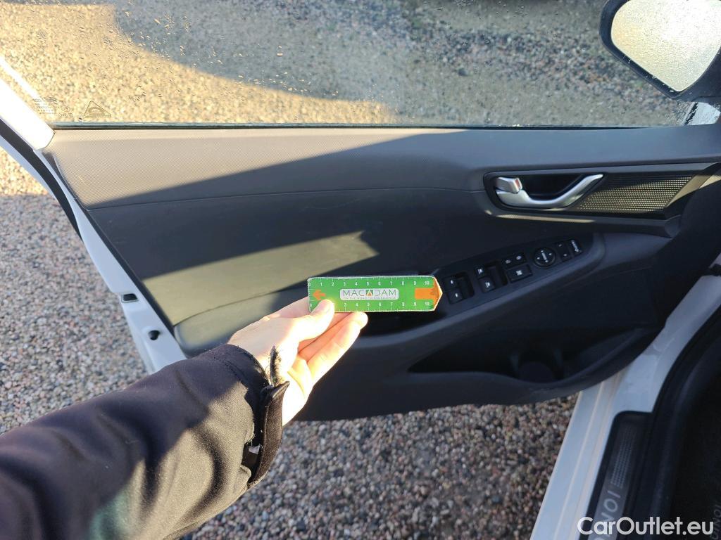  Hyundai   Ioniq HYUNDAI / 2016 / 5P / berlina con portón 1.6 GDI HEV Tecno DCT (AC) #14