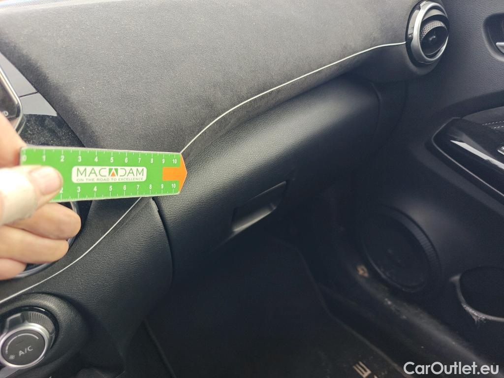  Nissan  Juke NISSAN  / 2019 / 5P / crossover DIG-T 84 kW DCT N-Design Chic #12