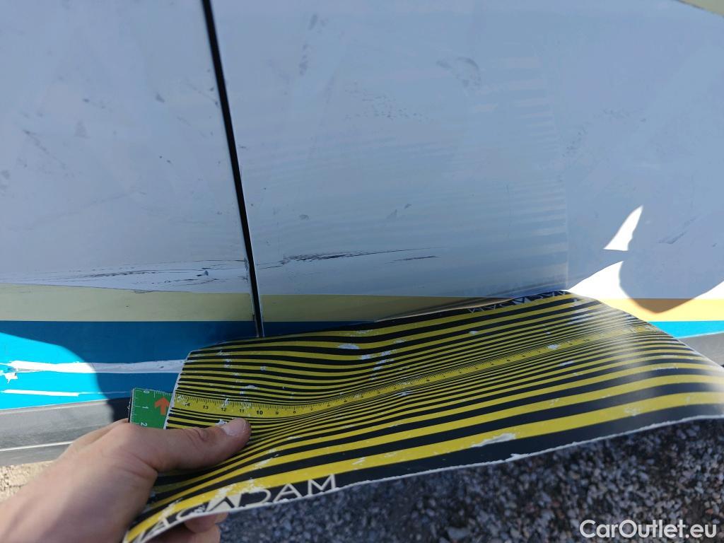  Peugeot  2008 PEUGEOT  / 2019 / 5P / todoterreno Active Puretech 100 S&S BVM6 #7