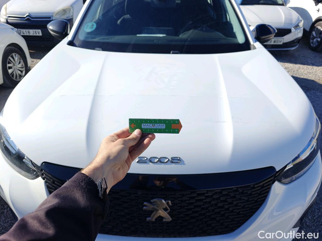  Peugeot  2008 PEUGEOT  / 2019 / 5P / todoterreno Active Puretech 100 S&S BVM6 #14