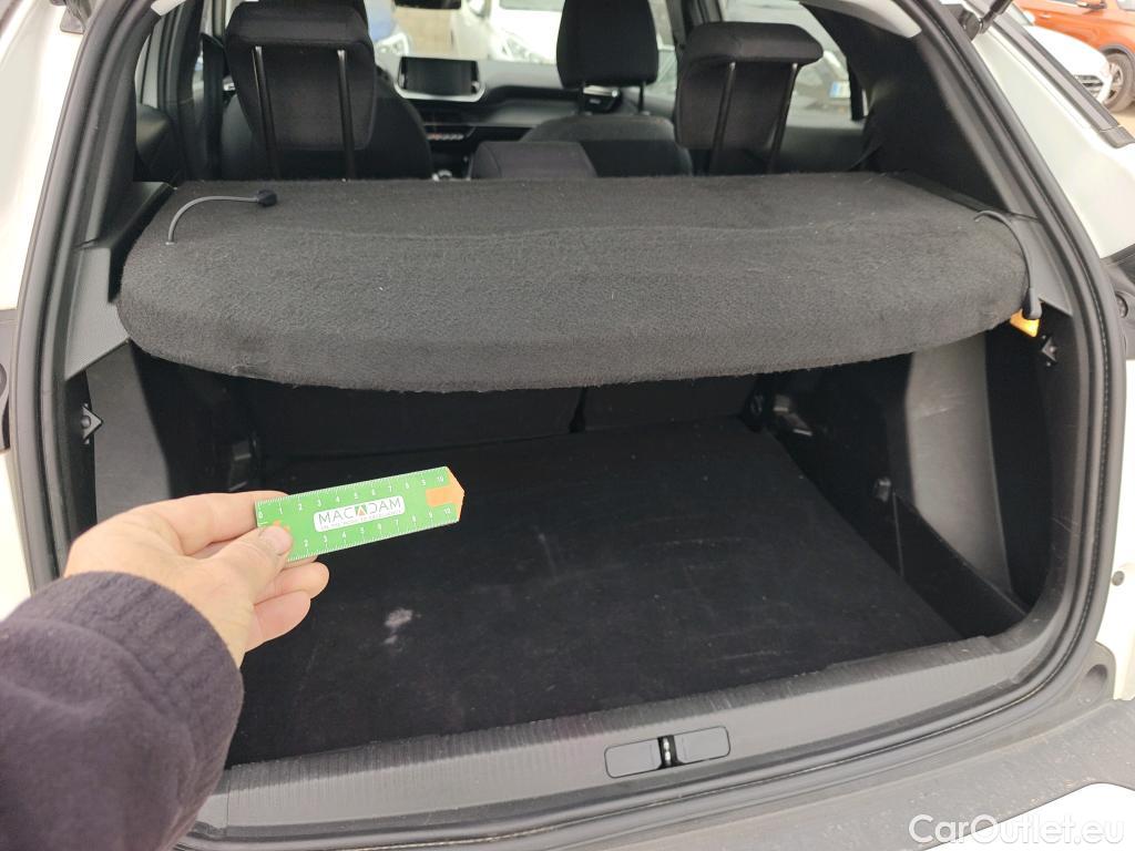  Peugeot  2008 PEUGEOT  / 2019 / 5P / todoterreno Active Puretech 100 S&S BVM6 #9