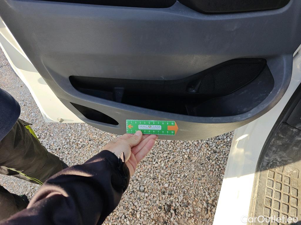  Citroen  Jumpy CITROEN  / 2016 / 4P / furgón Talla M BlueHDi 100 S&S 6v Control #82