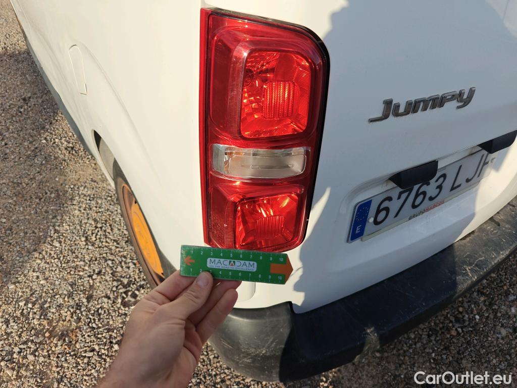  Citroen  Jumpy CITROEN  / 2016 / 4P / furgón Talla M BlueHDi 100 S&S 6v Control #18