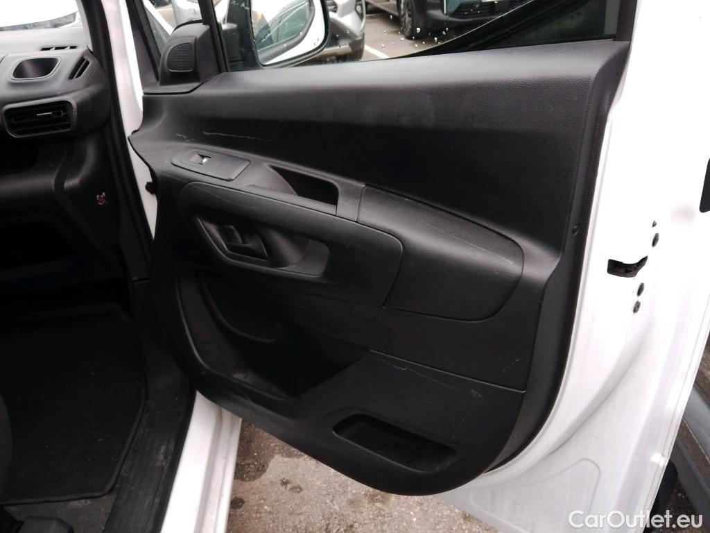  Citroen  Berlingo CITROEN  / 2018 / 5P / furgón derivado de turismo Doble Cab. Talla XL BlueHDi 100 CONTROL #4