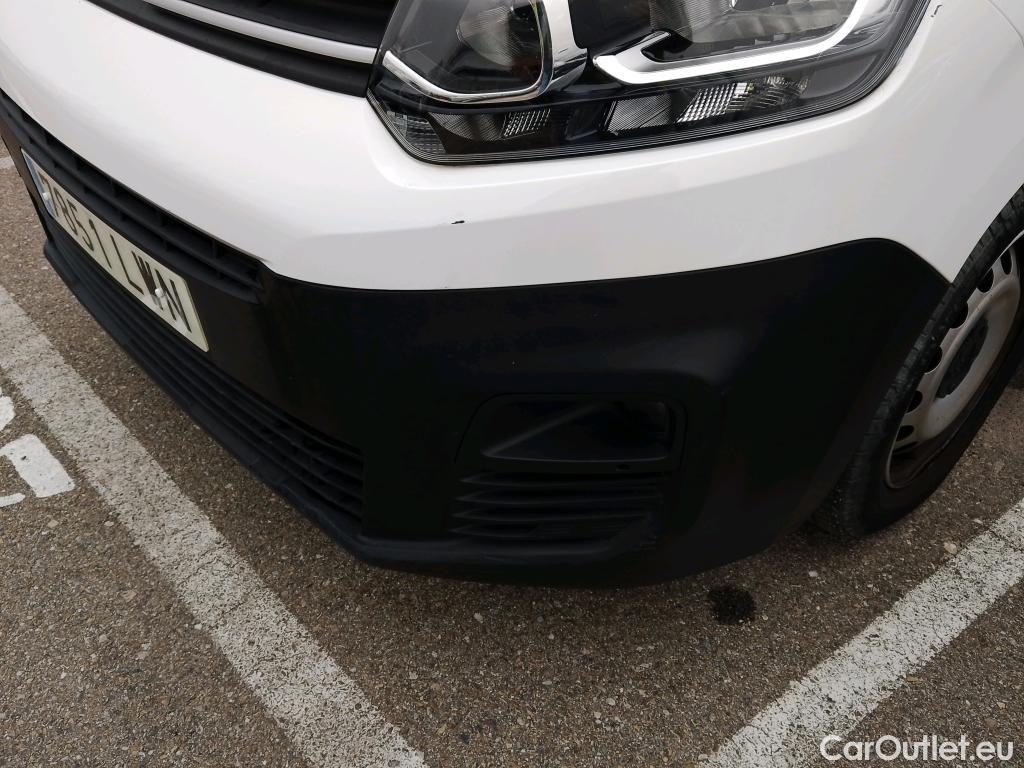  Citroen  Berlingo CITROEN  / 2018 / 5P / furgón derivado de turismo Doble Cab. Talla XL BlueHDi 100 CONTROL #15