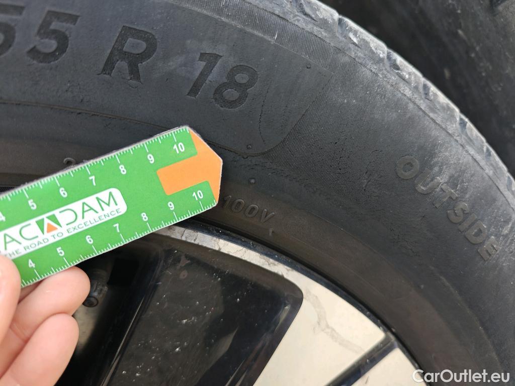  Volvo  XC 40 VOLVO XC40 / 2017 / 5P / todoterreno 1.5 T5 Twin Recharge Inscription Ex Auto #1