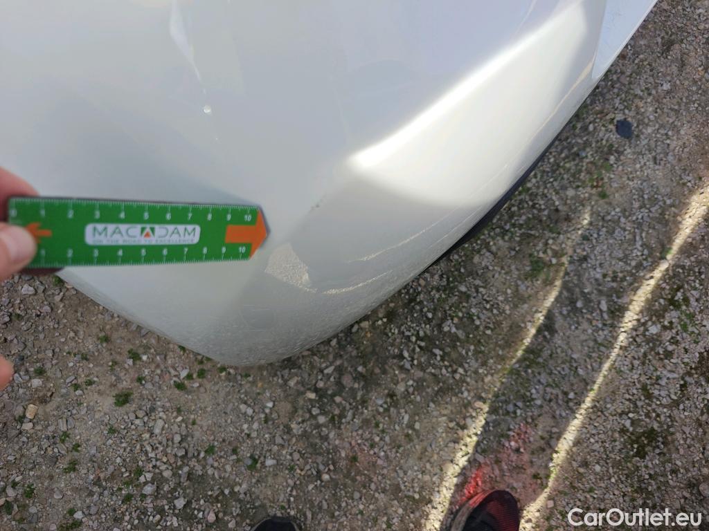  Toyota  Yaris TOYOTA  / 2020 / 5P / berlina con portón 1.5 120H Active Tech #14