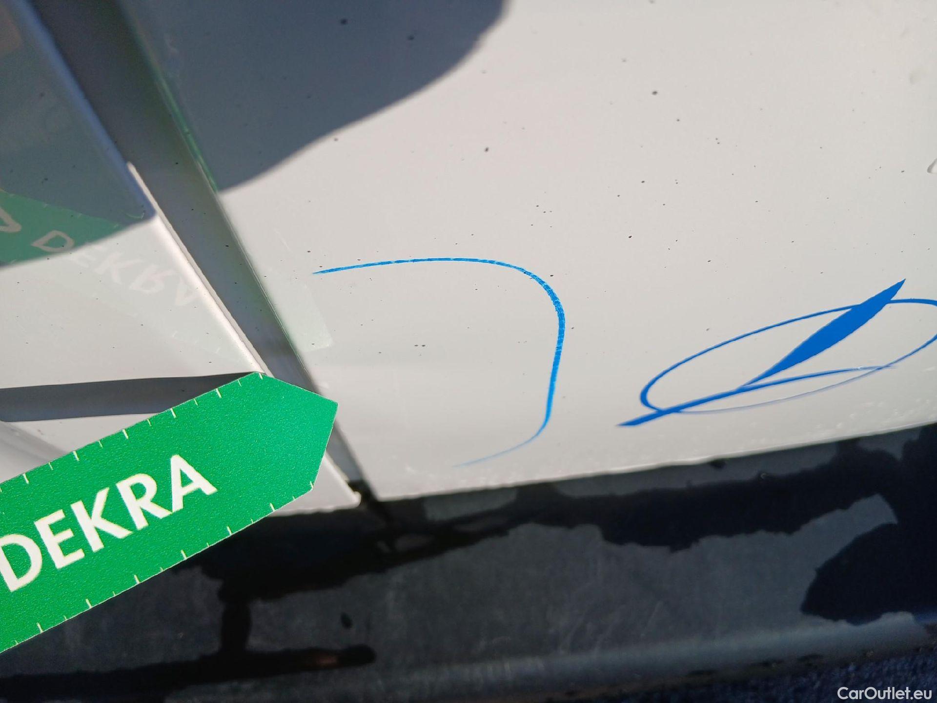  Citroen  Berlingo CITROEN  / 2018 / 4P / monovolumen compacto Talla M BlueHDi 100 S&S LIVE PACK #13