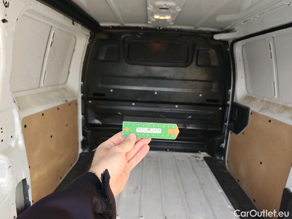  Citroen  Jumpy CITROEN  / 2016 / 4P / furgón Talla M BlueHDi 100 S&S 6v Control #46