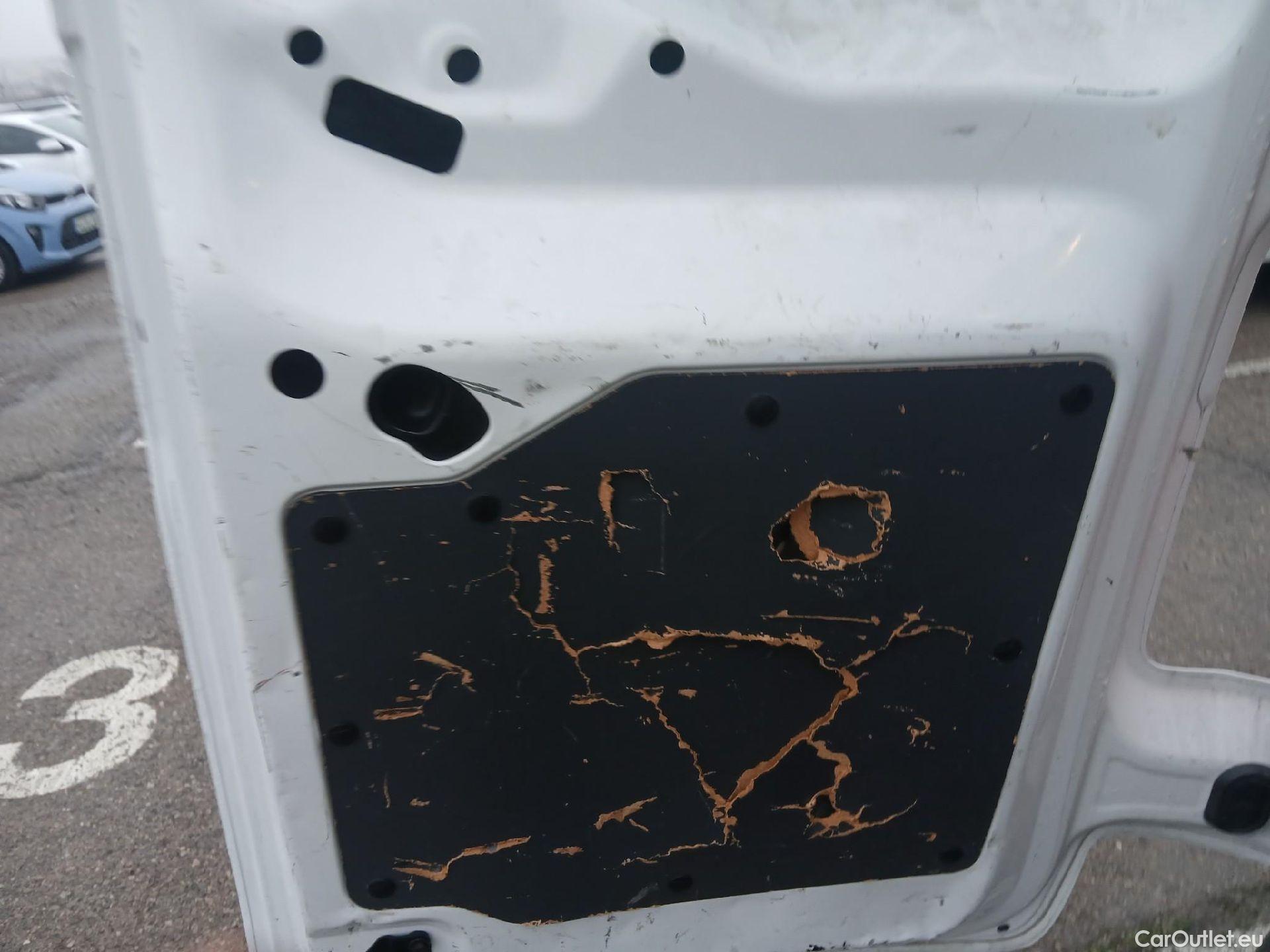  Citroen  Jumpy CITROEN  / 2016 / 4P / furgón Talla M BlueHDi 120 S&S 6v Club (CA) #42