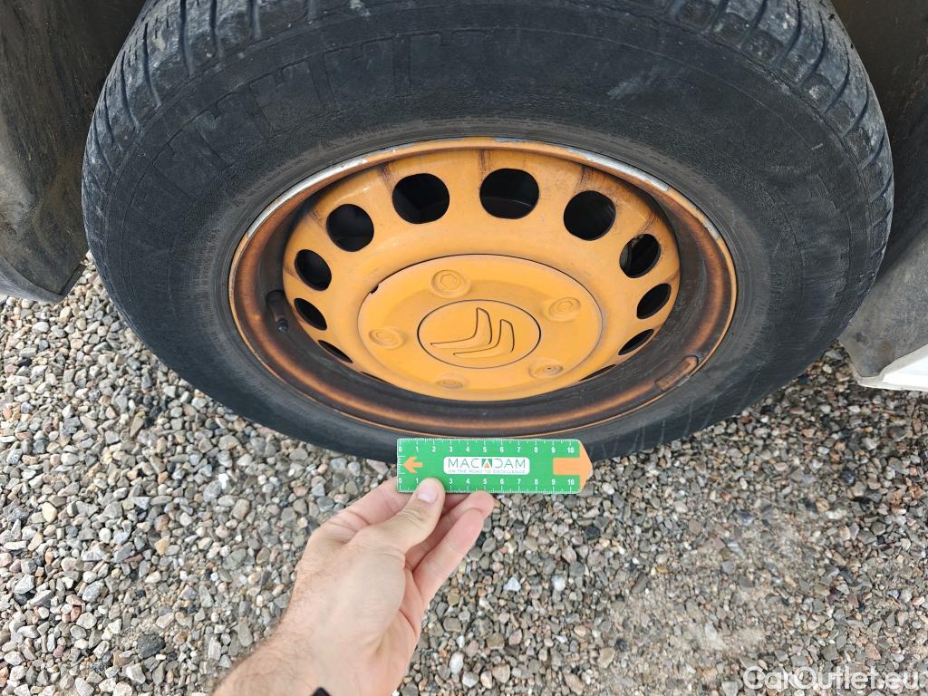  Citroen  Jumpy CITROEN  / 2016 / 4P / furgón Talla M BlueHDi 100 S&S 6v Control #107