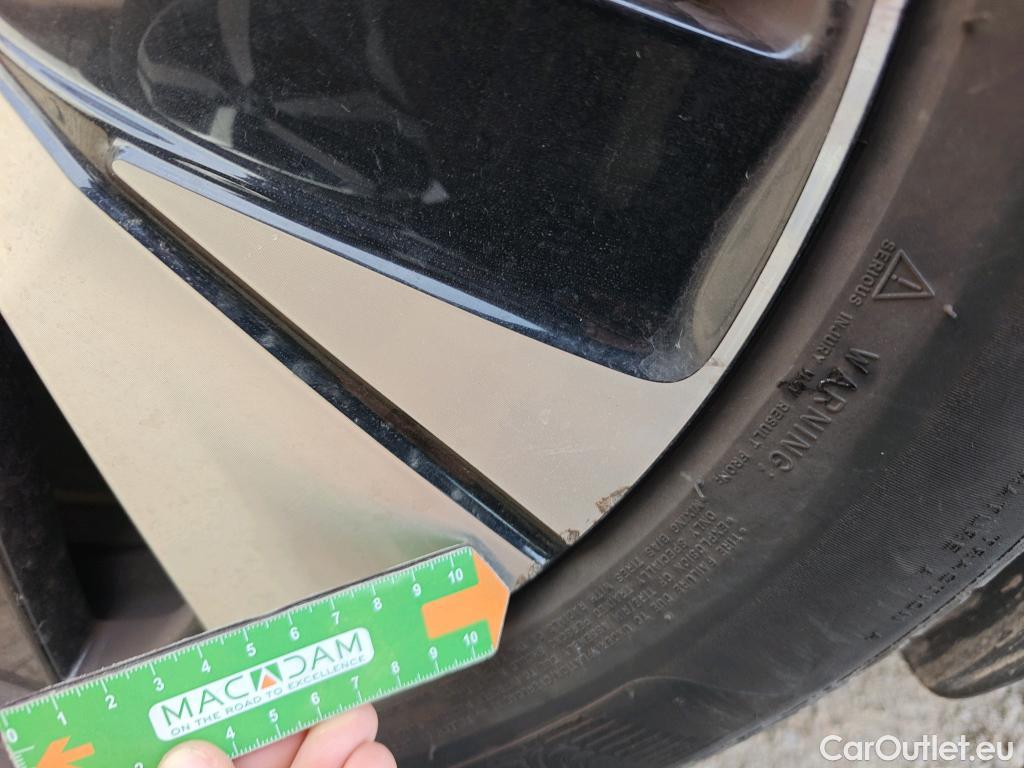  Volvo  XC 40 VOLVO XC40 / 2017 / 5P / todoterreno 1.5 T5 Twin Recharge Inscription Ex Auto #32