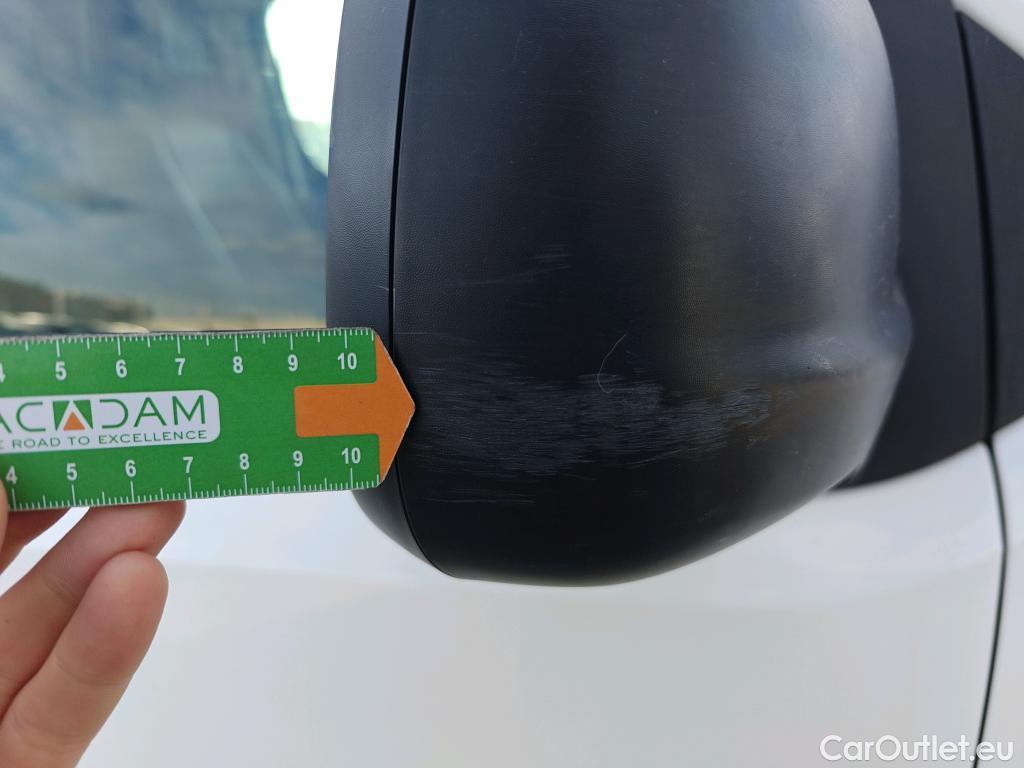  Citroen  Jumpy CITROEN  / 2016 / 4P / furgón Talla M BlueHDi 100 S&S 6v Control #99