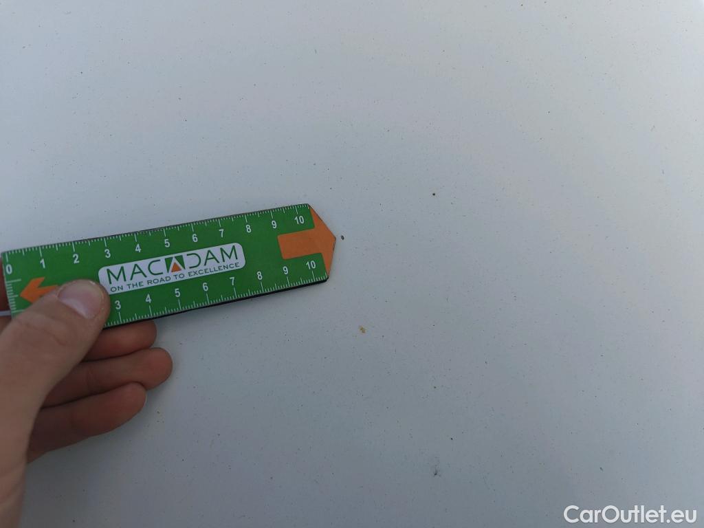  Citroen  Berlingo CITROEN  / 2018 / 4P / monovolumen compacto Talla M BlueHDi 100 S&S LIVE #102