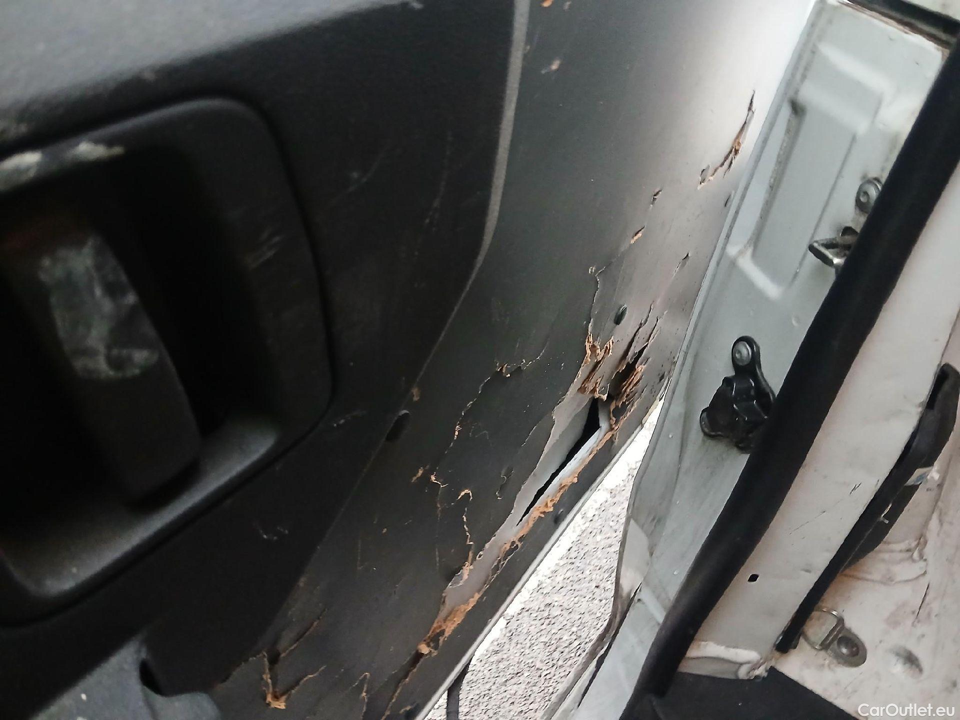  Citroen  Jumpy CITROEN  / 2016 / 4P / furgón Talla M BlueHDi 120 S&S 6v Club (CA) #29