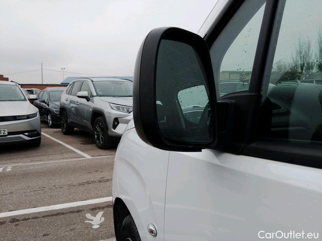  Citroen  Berlingo CITROEN  / 2018 / 5P / furgón derivado de turismo Doble Cab. Talla XL BlueHDi 100 CONTROL #23