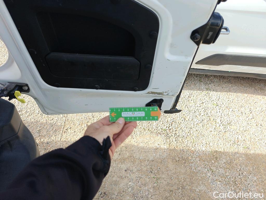  Citroen  Berlingo CITROEN  / 2018 / 4P / monovolumen compacto Talla M BlueHDi 100 S&S LIVE #66