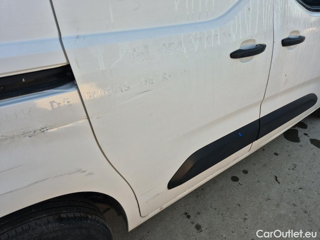  Opel  Combo OPEL  / 2018 / 3P / furgón derivado de turismo 1.6 TD S/S 74kW (100CV) Express L H1 650 #16