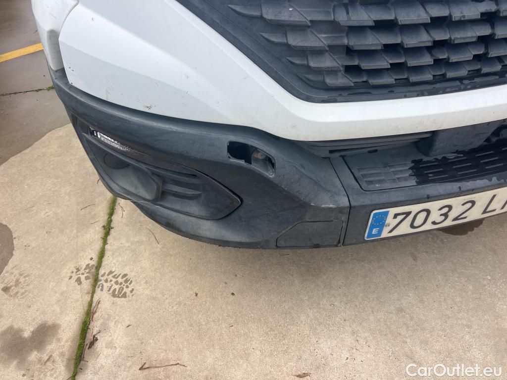  Iveco  Daily IVECO  / 2014 / 4P / chasis doble cabina 35C 14 D 3750 #48