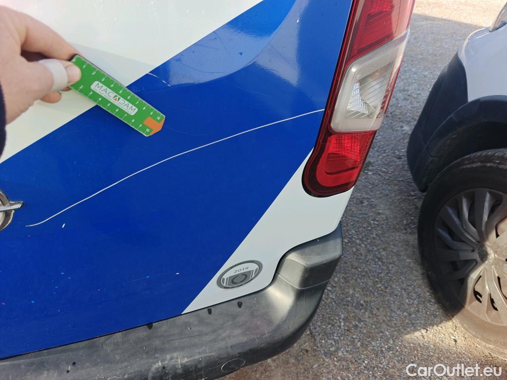  Opel  Combo OPEL  / 2018 / 3P / furgón derivado de turismo 1.6 TD S/S 74kW (100CV) Express L H1 650 #17