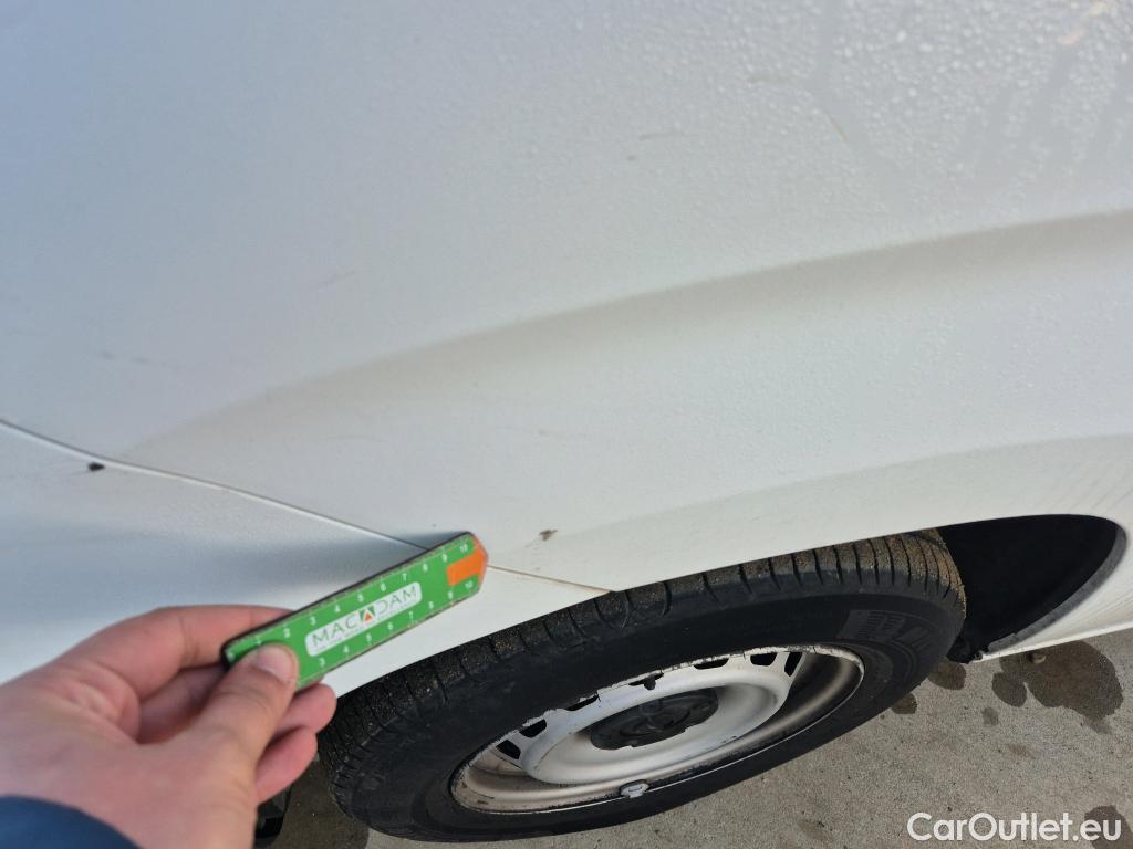  Opel  Combo OPEL  / 2018 / 3P / furgón derivado de turismo 1.6 TD S/S 74kW (100CV) Express L H1 650 #42