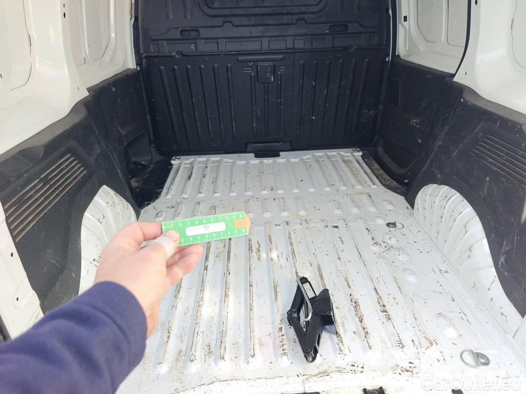  Opel  Combo OPEL  / 2018 / 3P / furgón derivado de turismo 1.6 TD S/S 74kW (100CV) Express L H1 650 #7