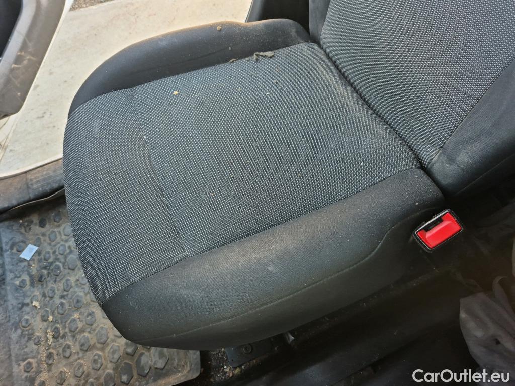  Opel  Combo OPEL  / 2018 / 3P / furgón derivado de turismo 1.6 TD S/S 74kW (100CV) Express L H1 650 #28