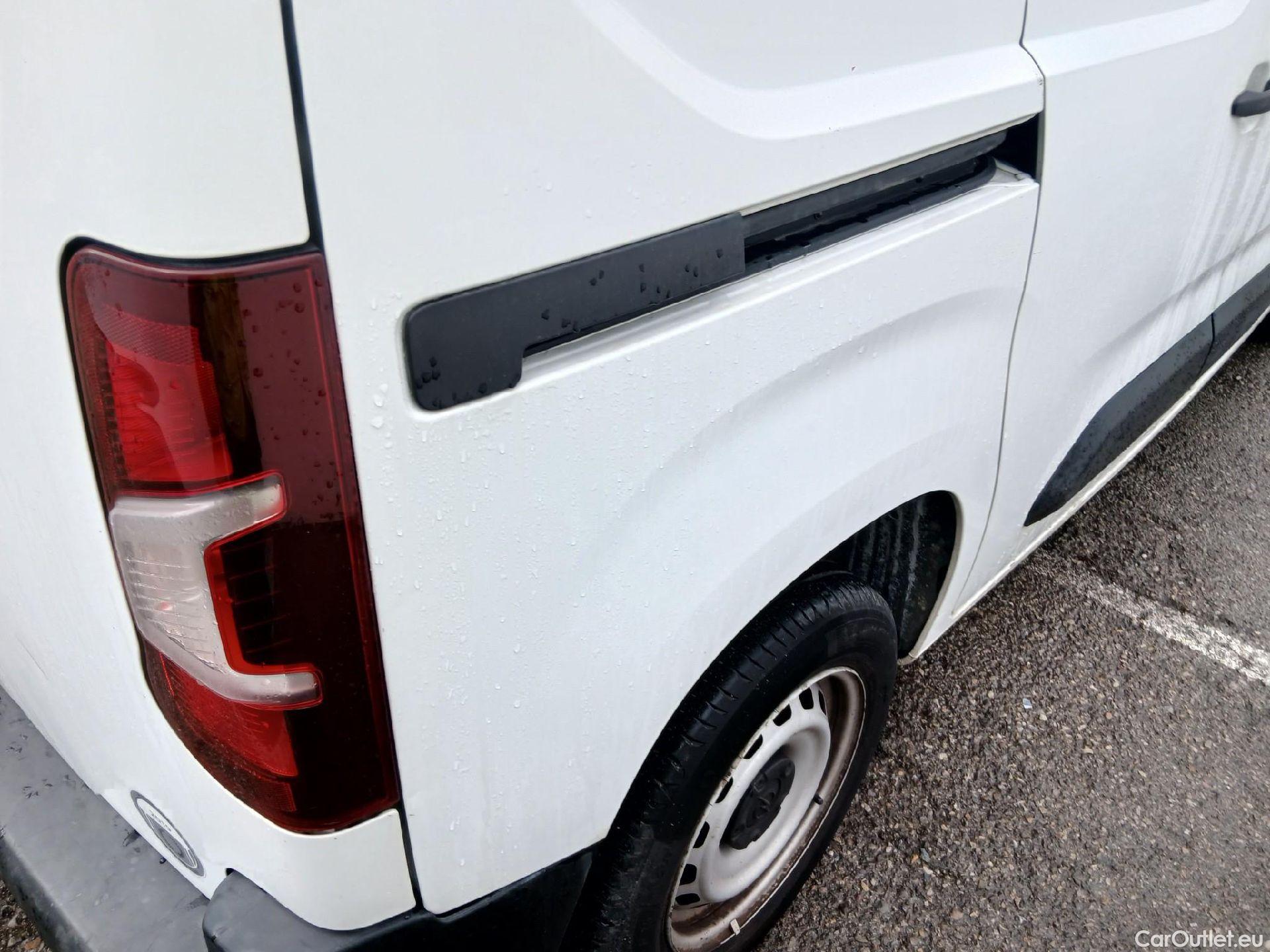  Opel  Combo OPEL  / 2018 / 3P / furgón derivado de turismo 1.6 TD S/S 74kW (100CV) Express L H1 650 #22