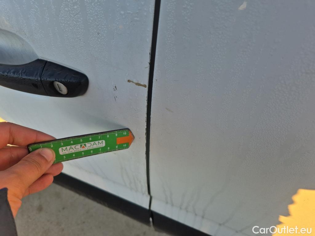  Opel  Combo OPEL  / 2018 / 3P / furgón derivado de turismo 1.6 TD S/S 74kW (100CV) Express L H1 650 #22