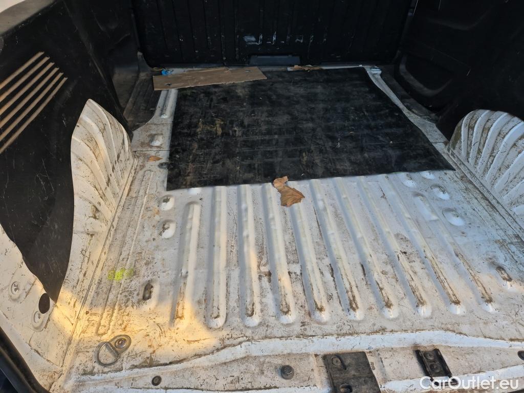  Opel  Combo OPEL  / 2018 / 3P / furgón derivado de turismo 1.6 TD S/S 74kW (100CV) Express L H1 650 #9