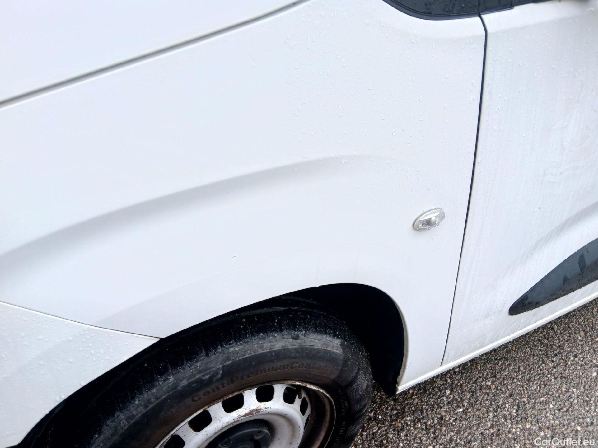  Opel  Combo OPEL  / 2018 / 3P / furgón derivado de turismo 1.6 TD S/S 74kW (100CV) Express L H1 650 #9