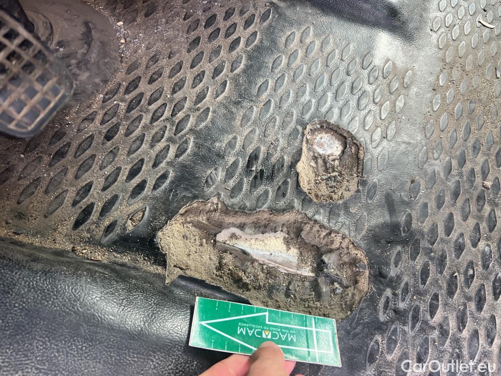  Iveco  Daily IVECO  / 2014 / 4P / chasis doble cabina 35C 14 D 3750 #4