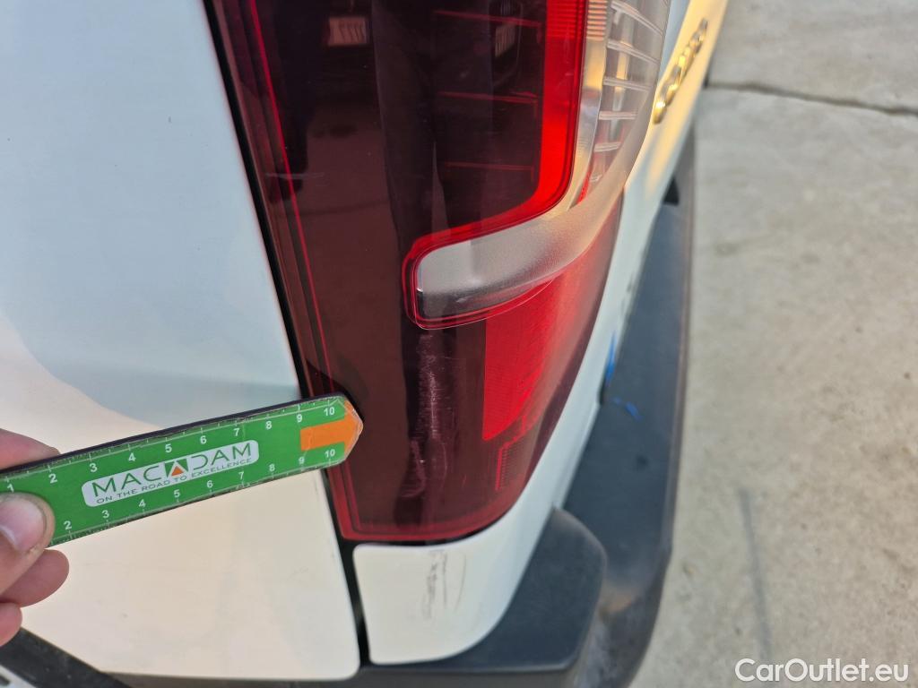  Opel  Combo OPEL  / 2018 / 3P / furgón derivado de turismo 1.6 TD S/S 74kW (100CV) Express L H1 650 #8