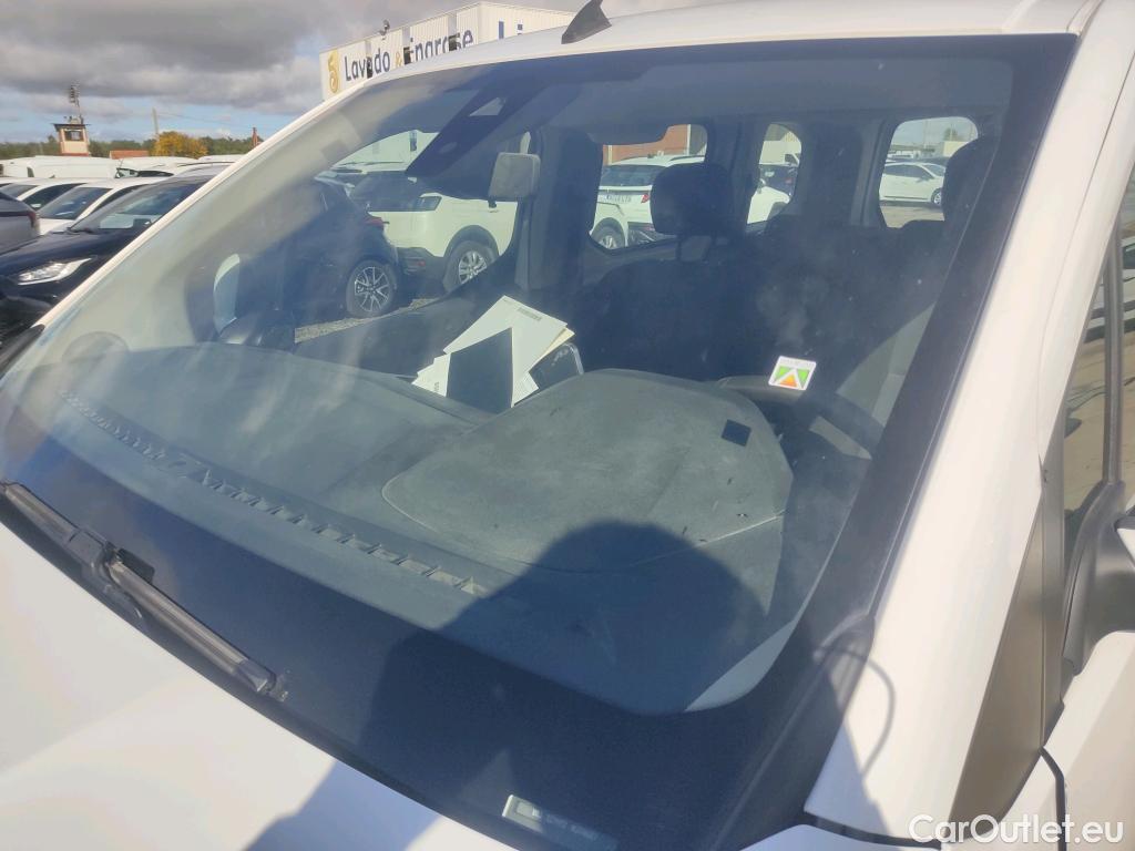  Peugeot  RIFTER PEUGEOT  / 2018 / 4P / combi Active Standard BlueHDi 73kW (IND) (CX2) #25