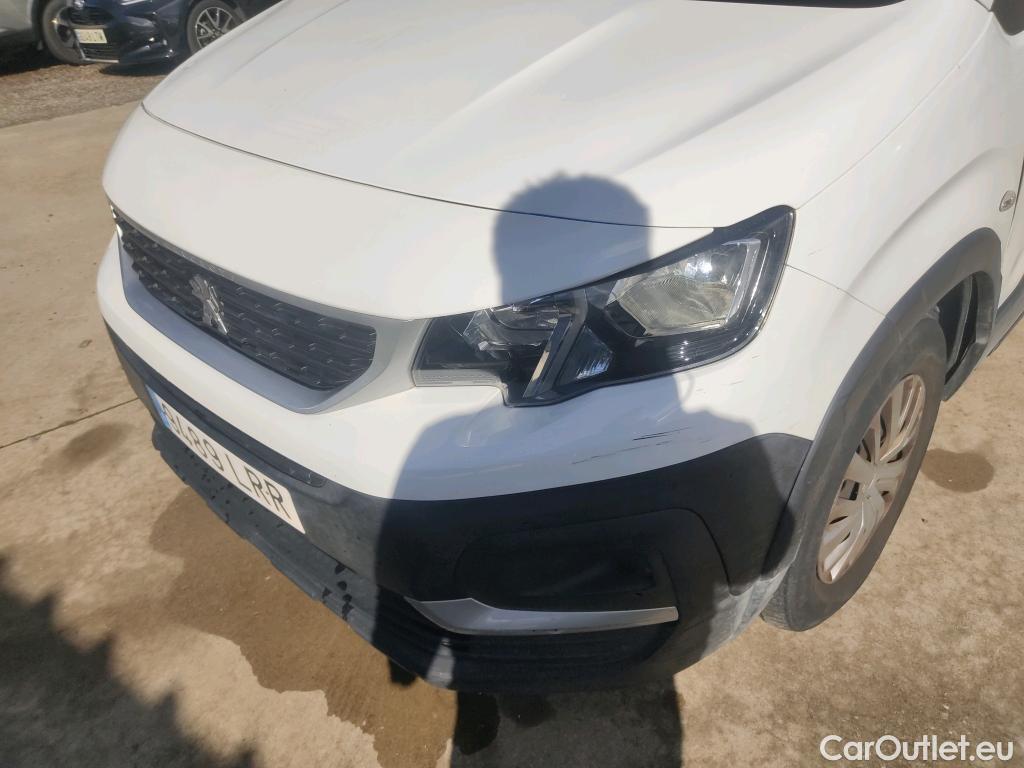  Peugeot  RIFTER PEUGEOT  / 2018 / 4P / combi Active Standard BlueHDi 73kW (IND) (CX2) #27