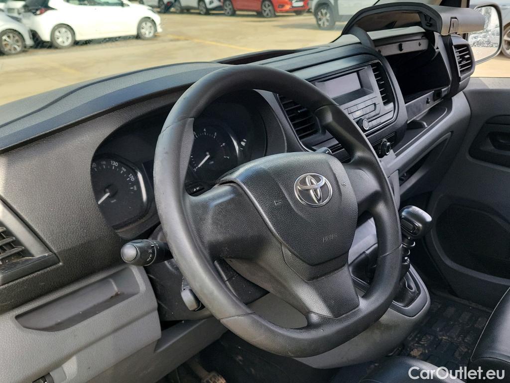  Toyota  Proace TOYOTA  / 2016 / 4P / furgón FU. MEDIO (L1) 2.0D 90kW COMFORT CARGA + #41