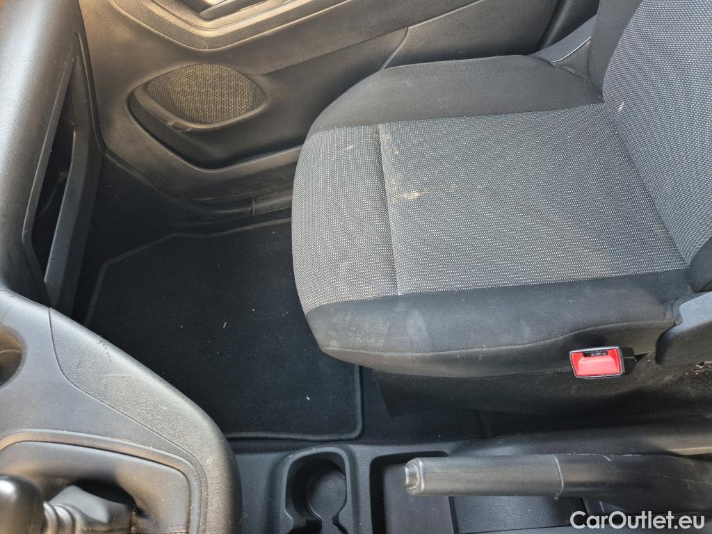  Peugeot  RIFTER PEUGEOT  / 2018 / 4P / combi Active Standard BlueHDi 73kW (IND) (CX2) #39