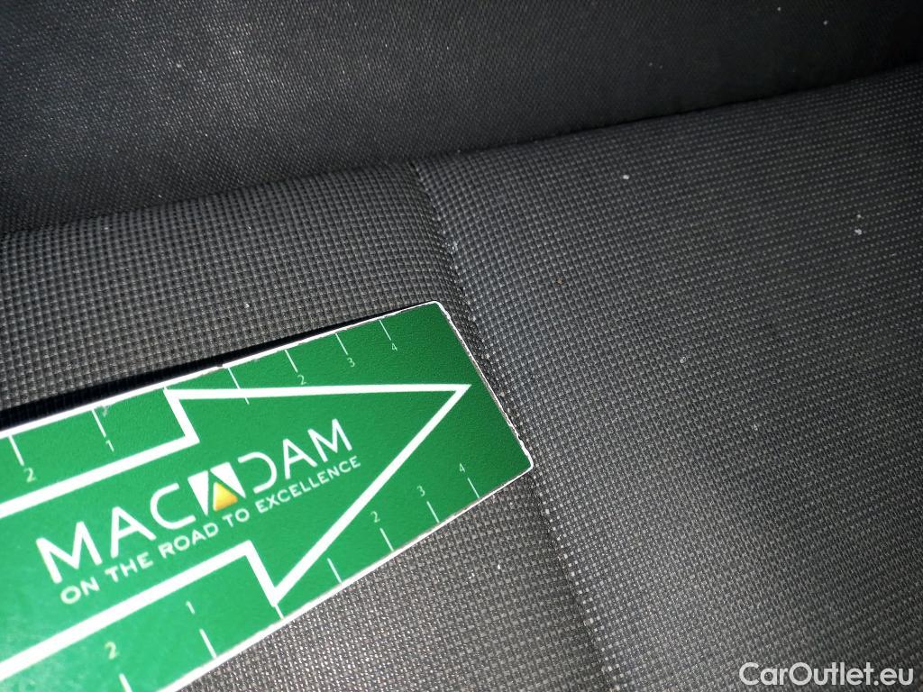  Volkswagen  Crafter VOLKSWAGEN  / 2017 / 4P / furgón 30 Furgón BM TN L3H2 2.0TDI 75kW (102CV) #44