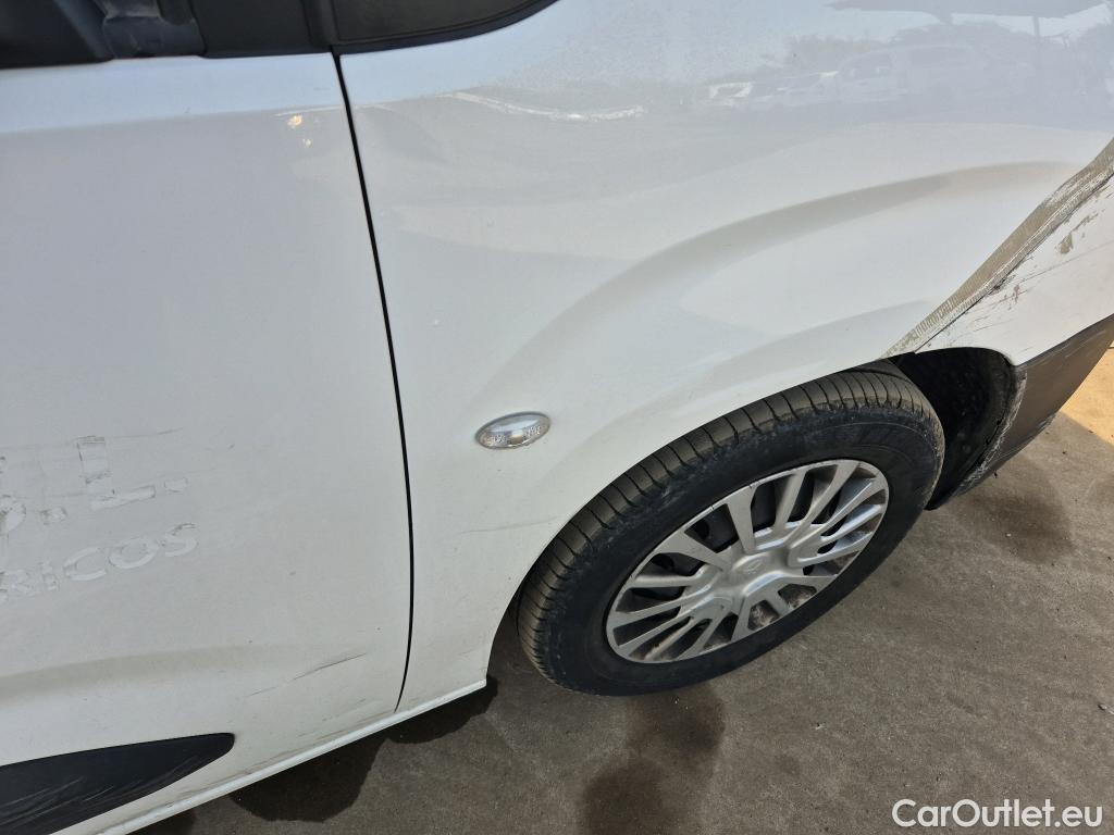  Toyota  Proace TOYOTA  CITY COMBI 1.5D 75kW (100CV) GX L1 (AC) #26