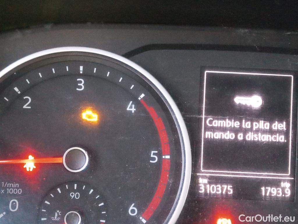  Volkswagen  Crafter VOLKSWAGEN  / 2017 / 4P / furgón 30 Furgón BM TN L3H2 2.0TDI 75kW (102CV) #70