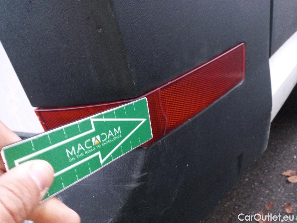  Volkswagen  Crafter VOLKSWAGEN  / 2017 / 4P / furgón 30 Furgón BM TN L3H2 2.0TDI 75kW (102CV) #51